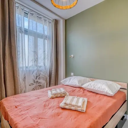 Escapade Raffinée Et Romantique à Appartement *